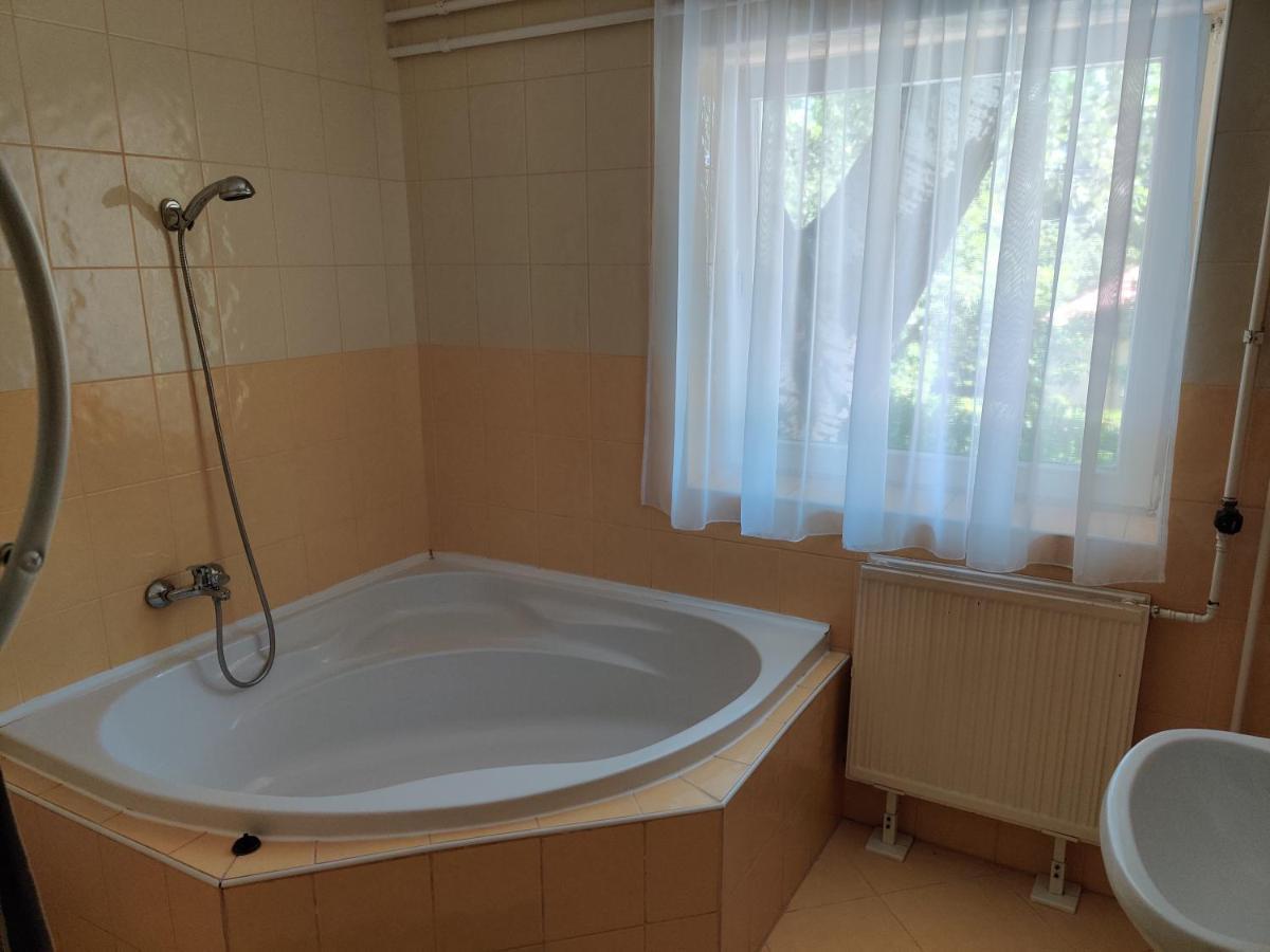 Villa Italia Guest House ชิโอฟก ภายนอก รูปภาพ